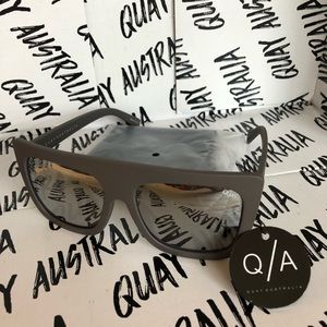 Quay Australia Cafe Racer Grey/Silver